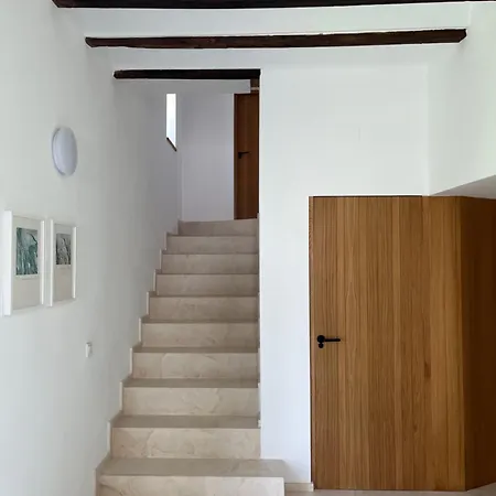 Holiday home Casa Con Jardin Y Piscina En *