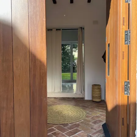 Holiday home Casa Con Jardin Y Piscina En Cordoba