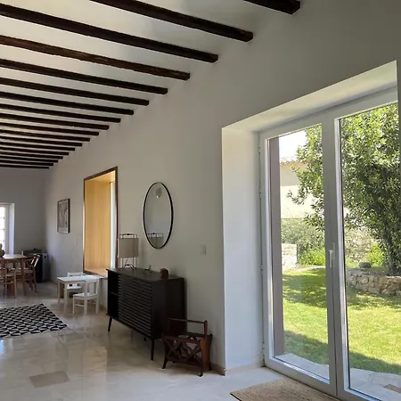 Casa Con Jardin Y Piscina En * Cordoba